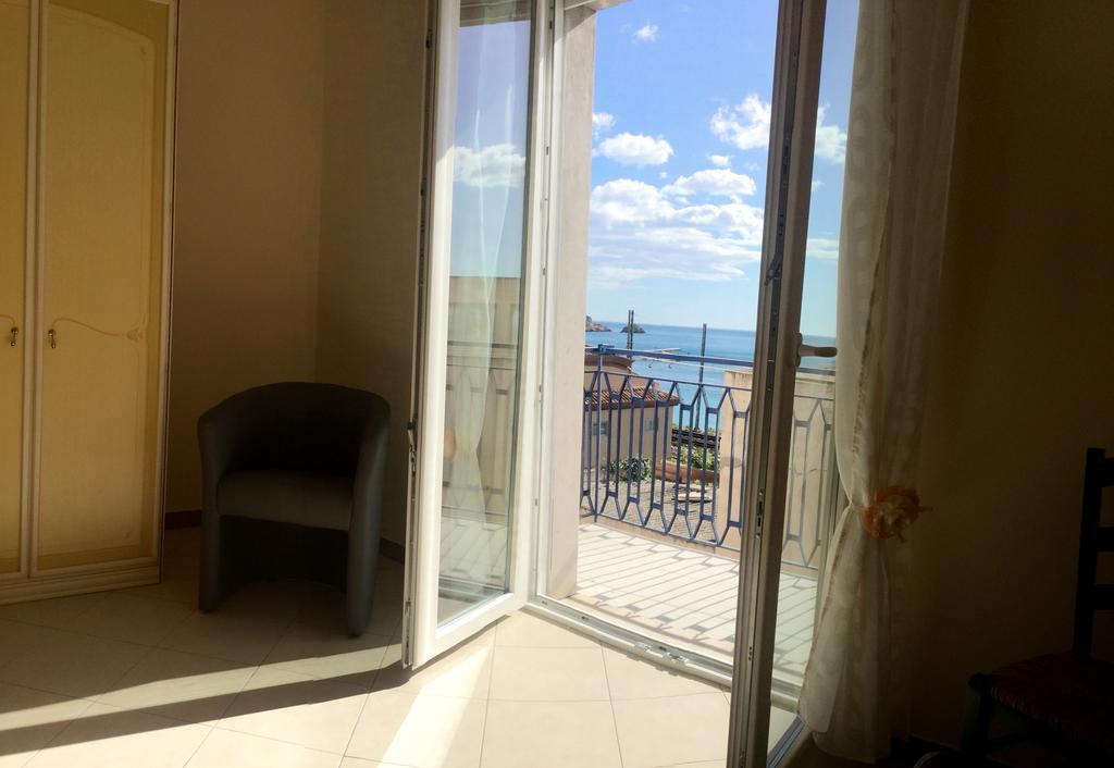 Holiday Rentals * Taormine
